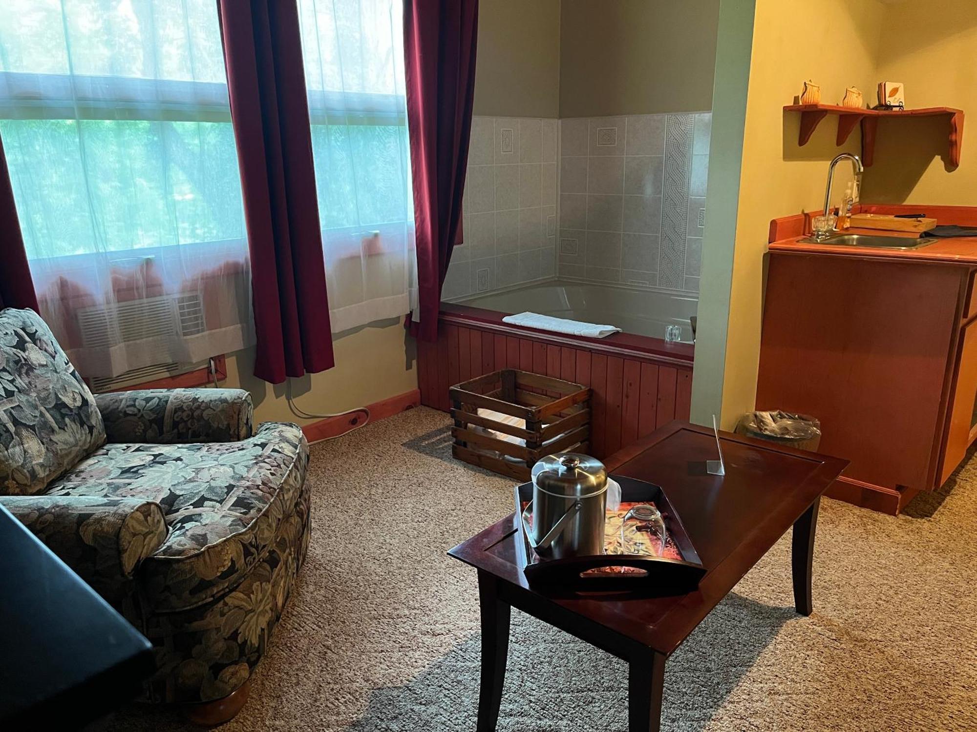 Vinehurst Inn & Suites هاموندسبورت المظهر الخارجي الصورة